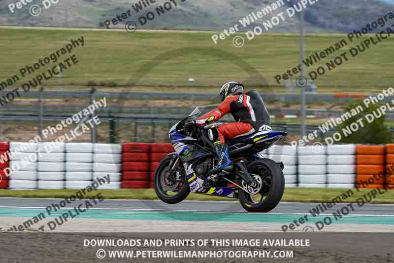 cadwell no limits trackday;cadwell park;cadwell park photographs;cadwell trackday photographs;enduro digital images;event digital images;eventdigitalimages;navarra;no limits trackdays;peter wileman photography;racing digital images;trackday digital images;trackday photos